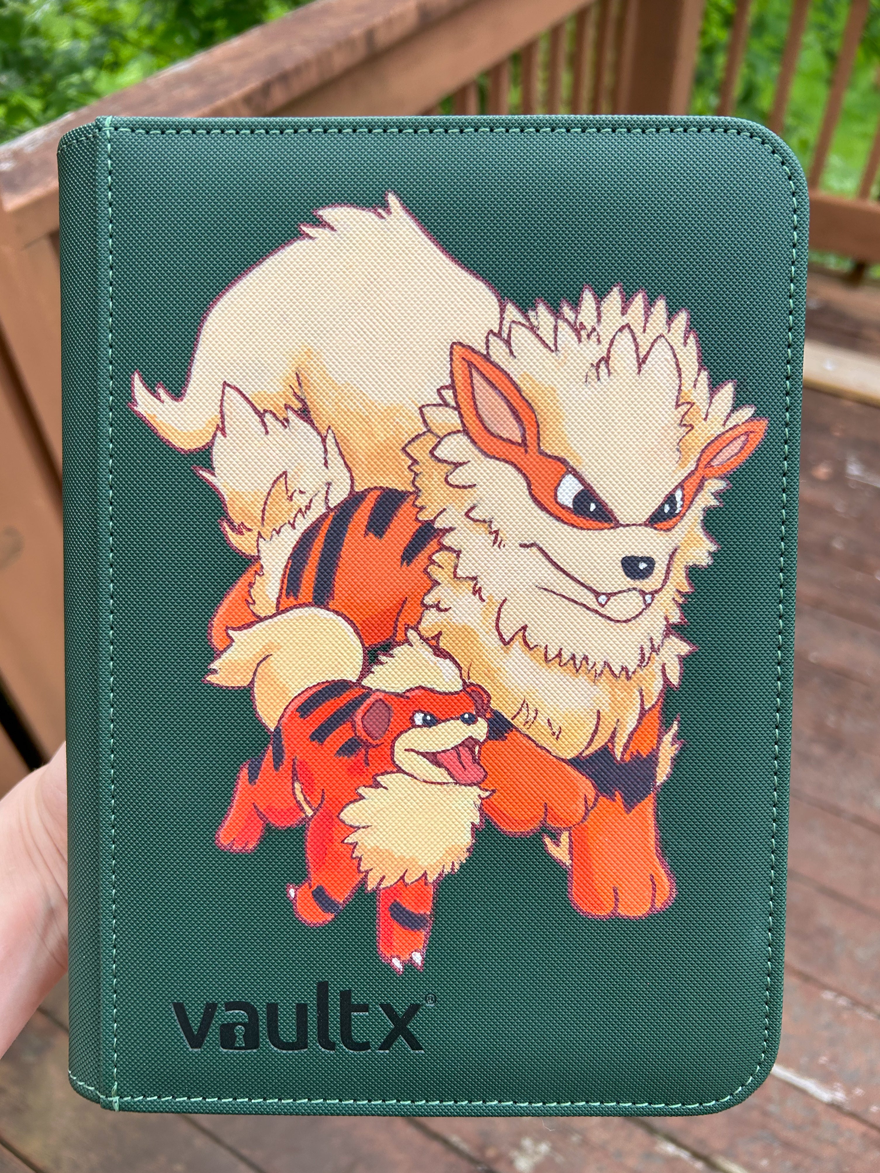 Arcanine & Growlithe 4 pocket Green binder